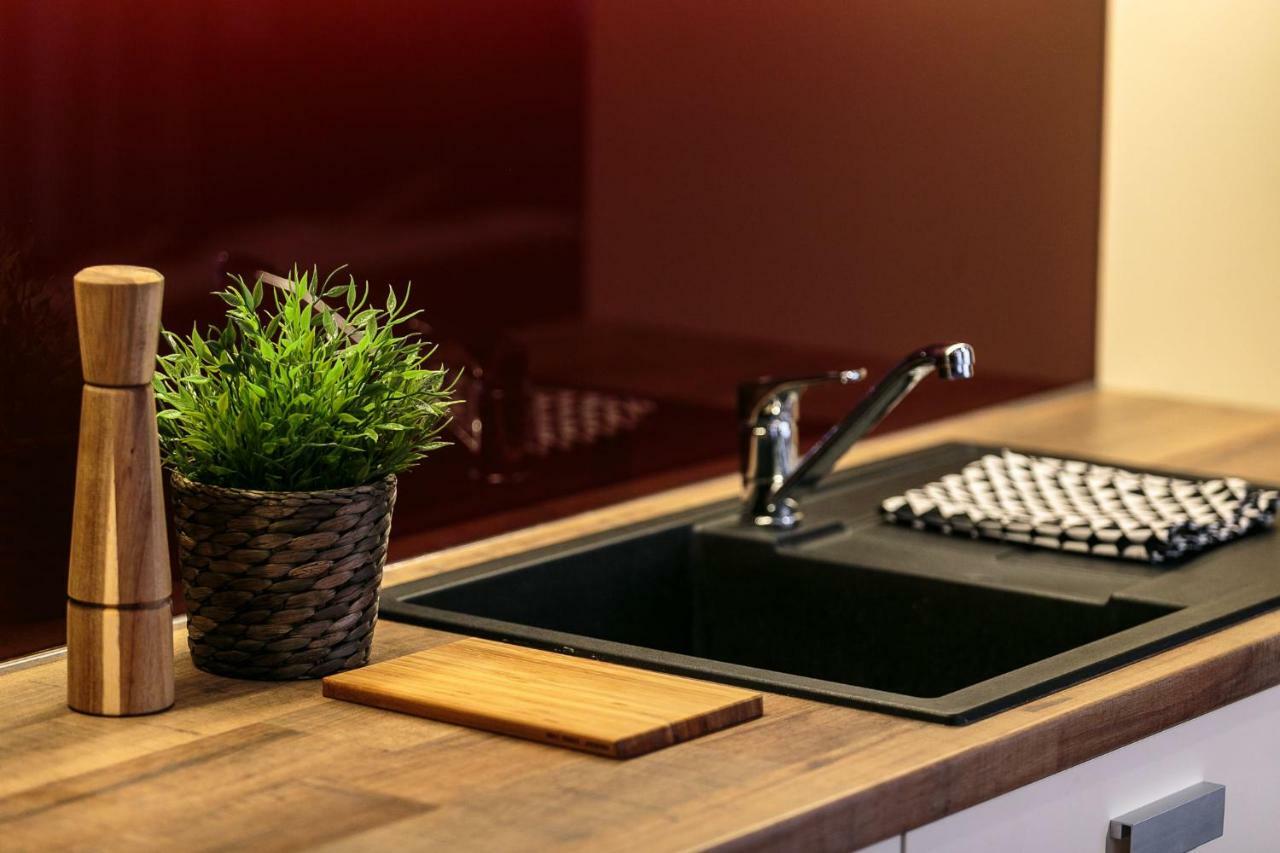 Doczy Private Apartment Debrecen Bagian luar foto